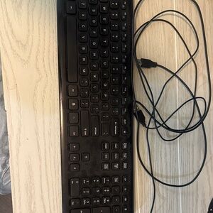 Black Wired Keyboard